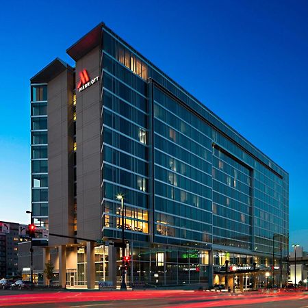 מלון Omaha Marriott Downtown At The Capitol District מראה חיצוני תמונה