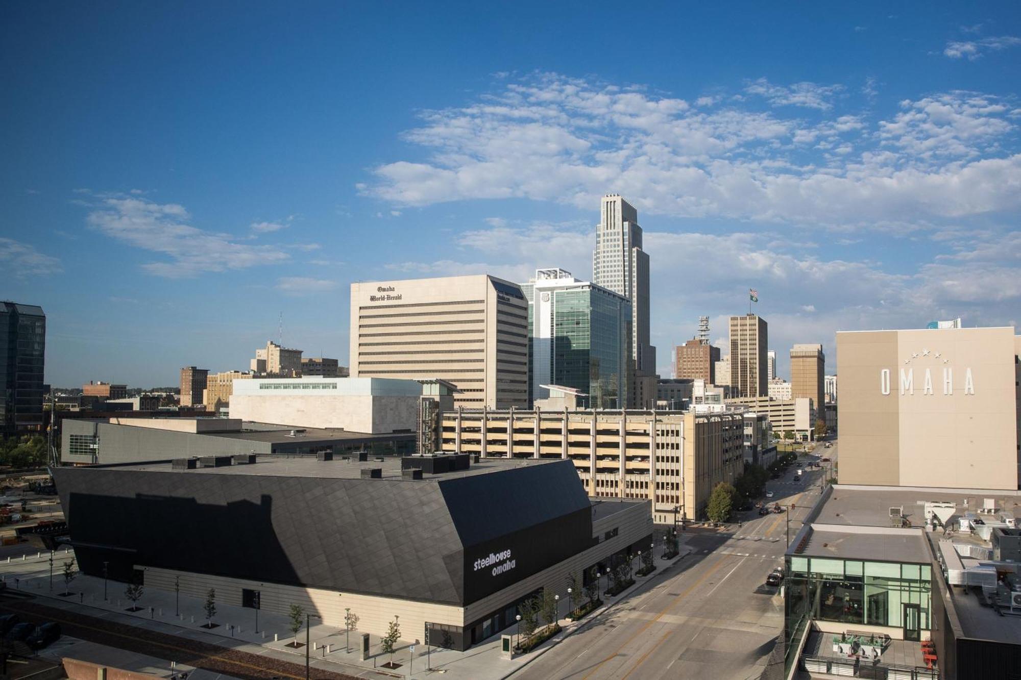 מלון Omaha Marriott Downtown At The Capitol District מראה חיצוני תמונה