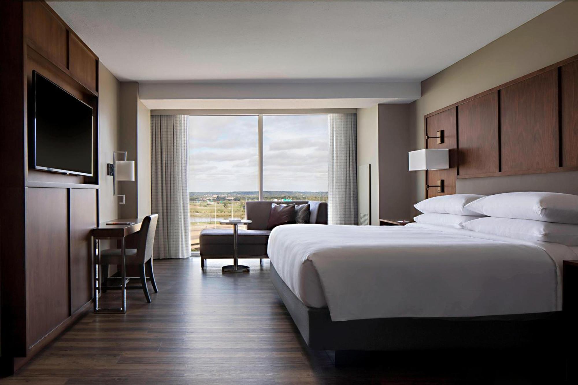 מלון Omaha Marriott Downtown At The Capitol District מראה חיצוני תמונה