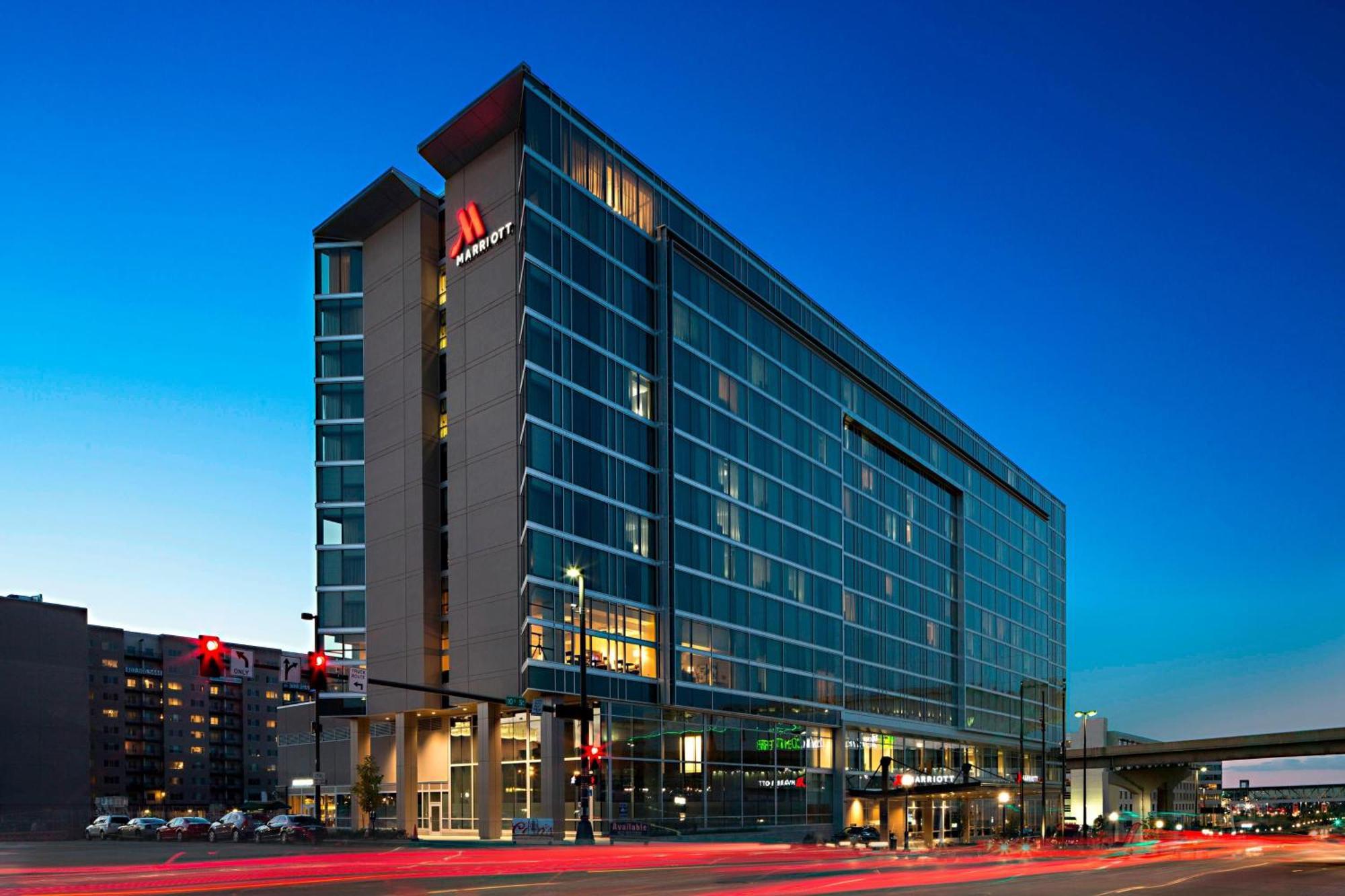 מלון Omaha Marriott Downtown At The Capitol District מראה חיצוני תמונה