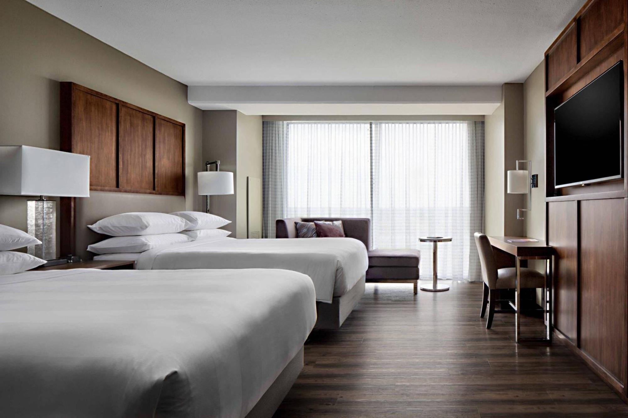מלון Omaha Marriott Downtown At The Capitol District מראה חיצוני תמונה